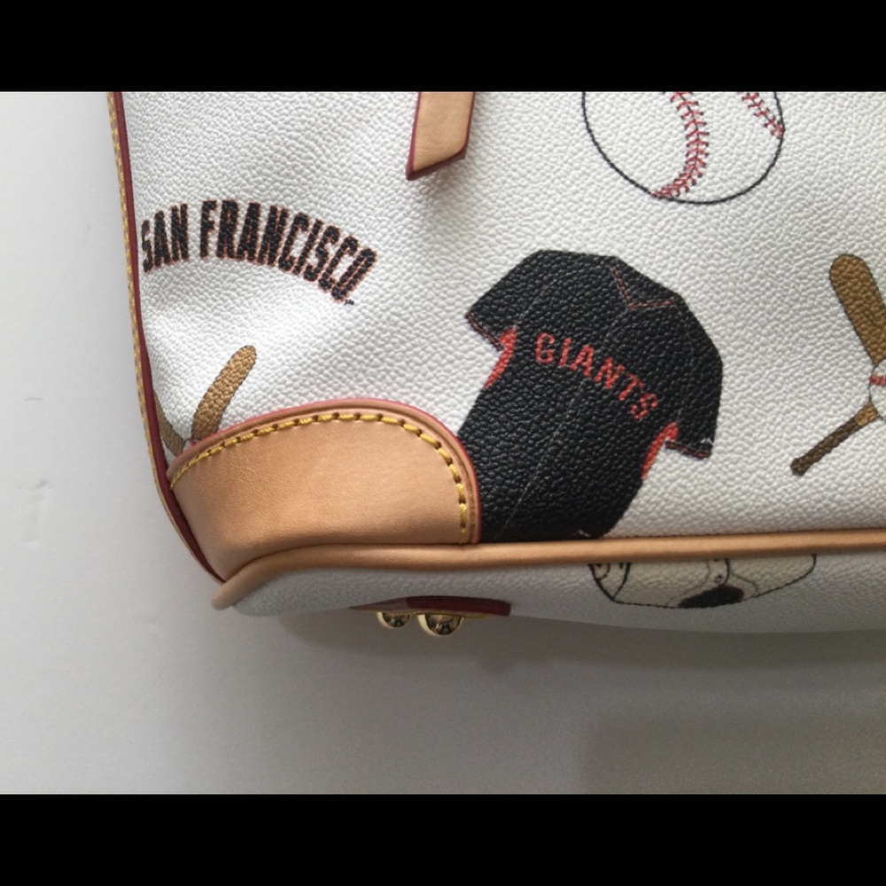 Dooney&bourke MLB SF Giants Charleston Shopper - Picture 4 of 14